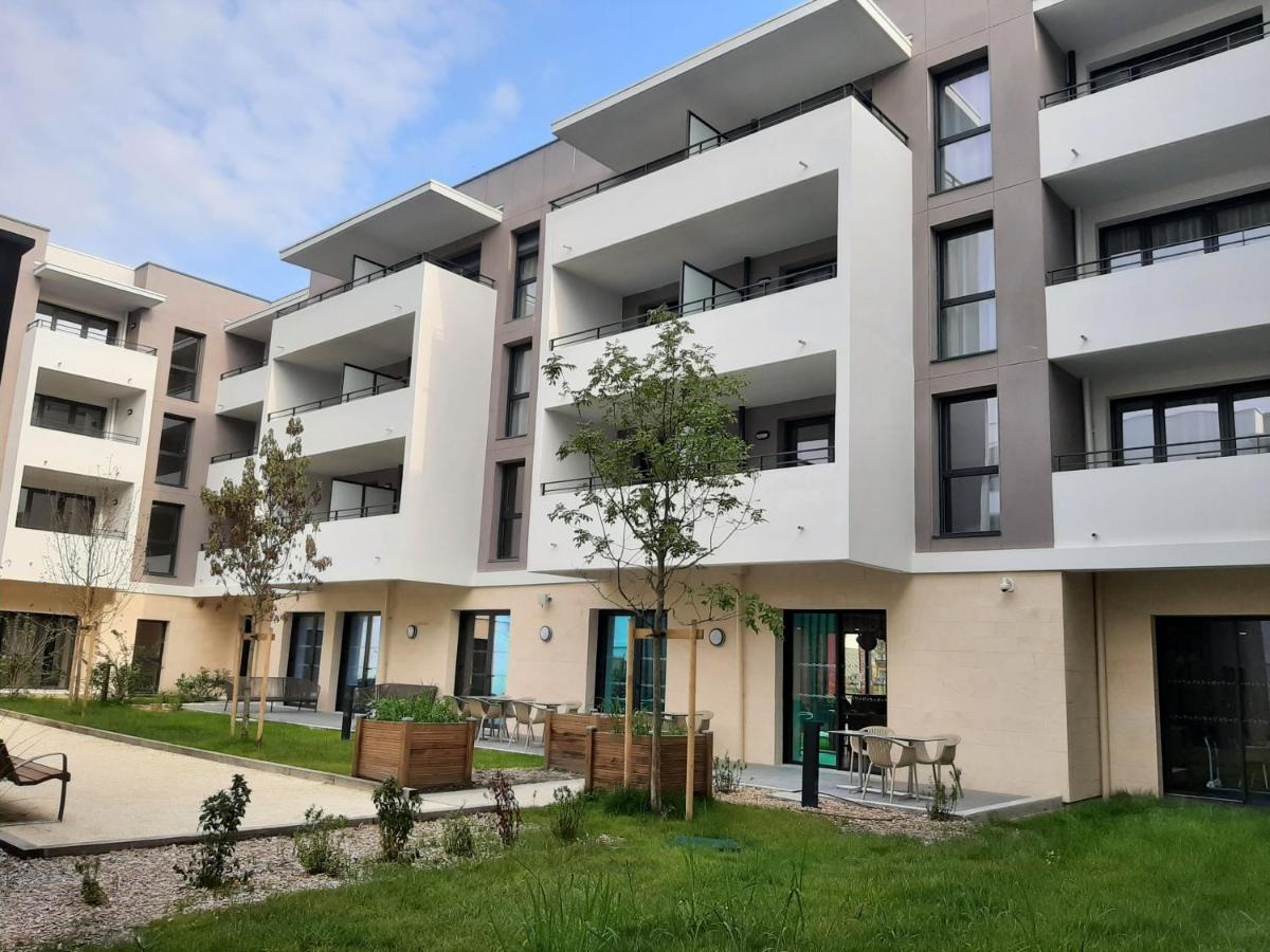 Aparthotel Domitys L'Opaline Villenave-dʼOrnon Esterno foto